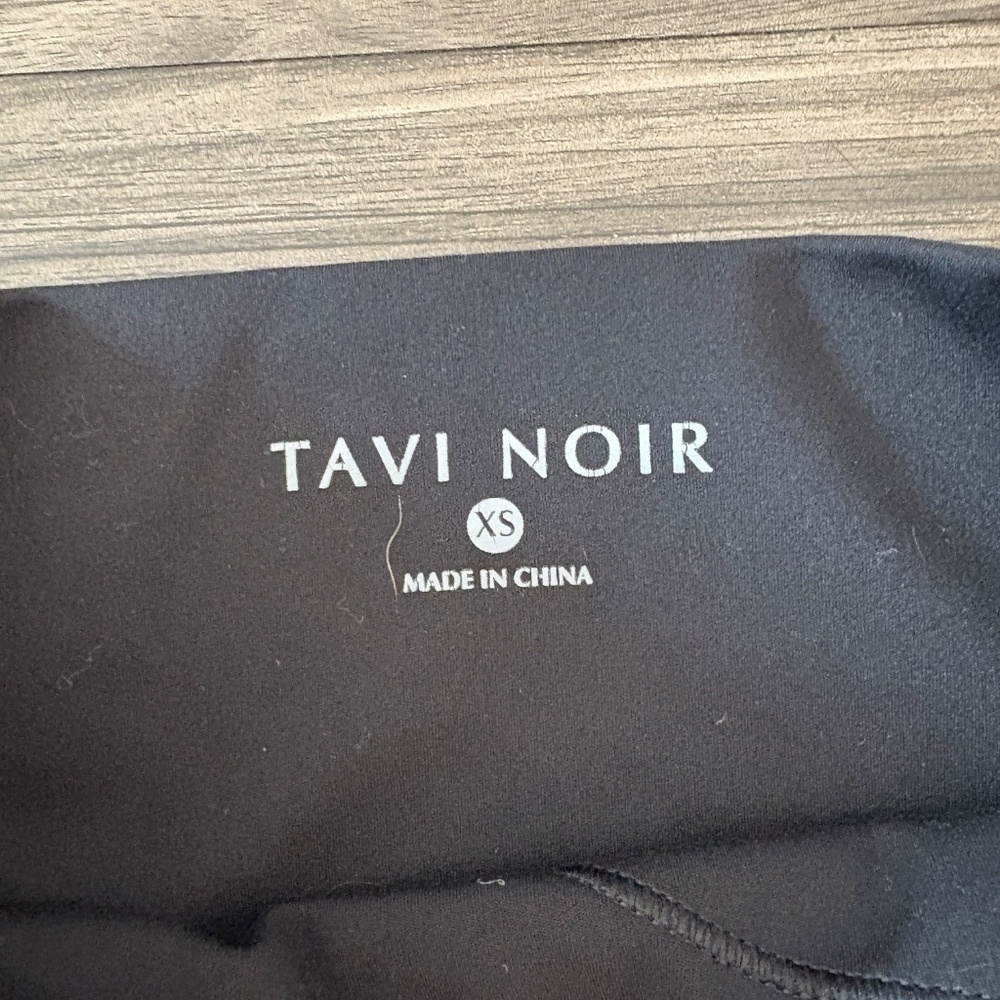 Tavi Noir HIGH WAISTED 7/8 TIGHTS YGA PANTS BLACK XS - Picture 3 of 7